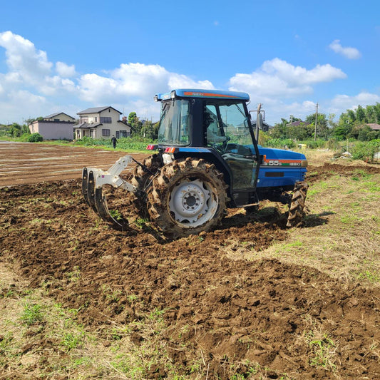 🚜トラクターで耕運作業